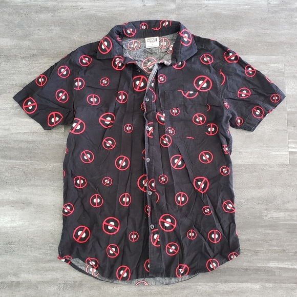 Marvel Other - Black Marvel Deadpool Icon Button Down